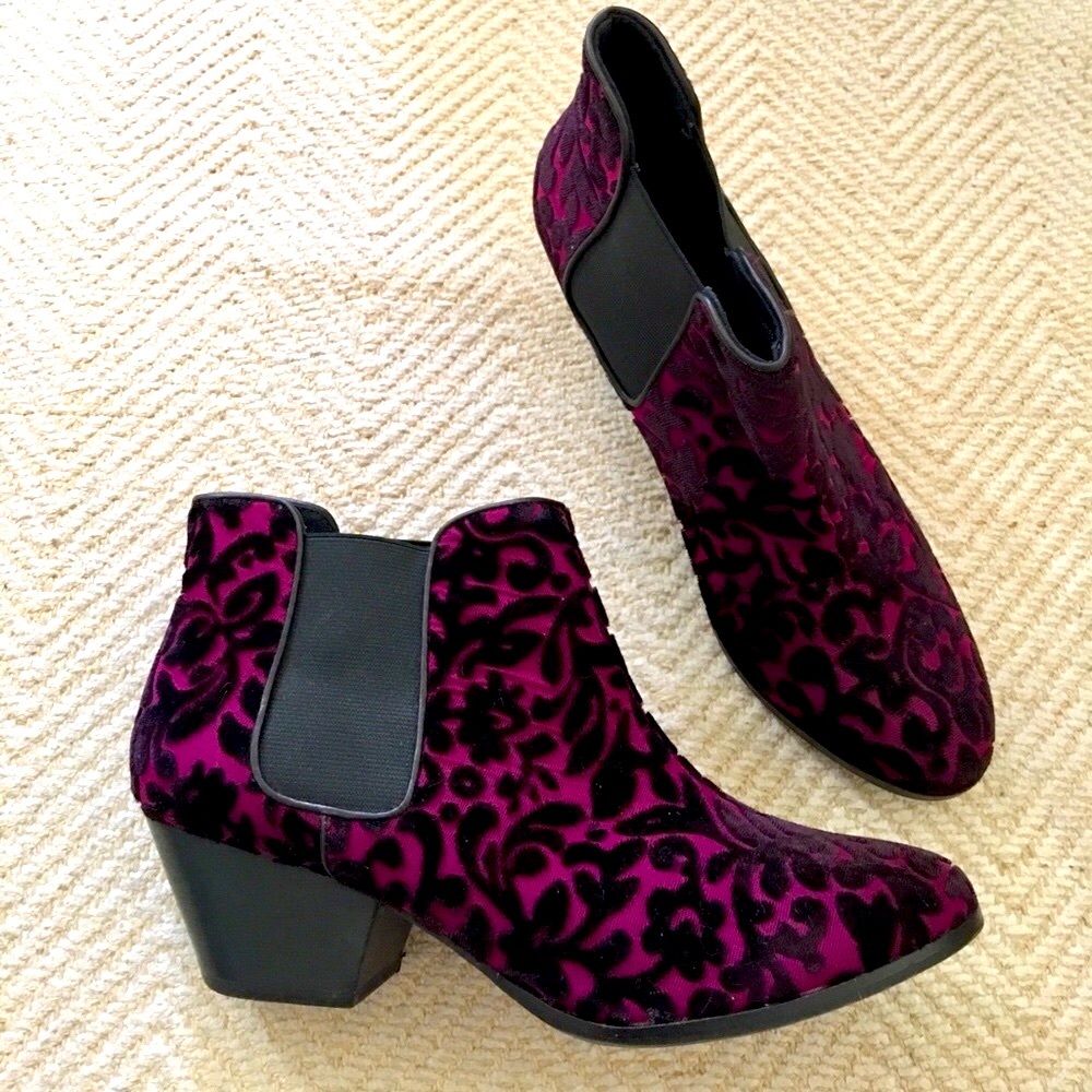 👠TOPSHOP Pink Embroidery Heeled Boots